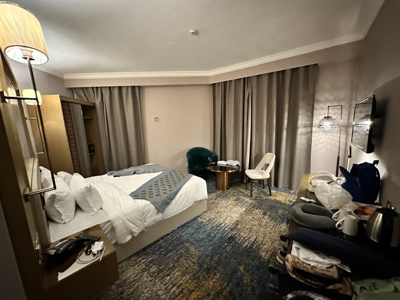 Waqf Outhman Bin Affan Hotel
